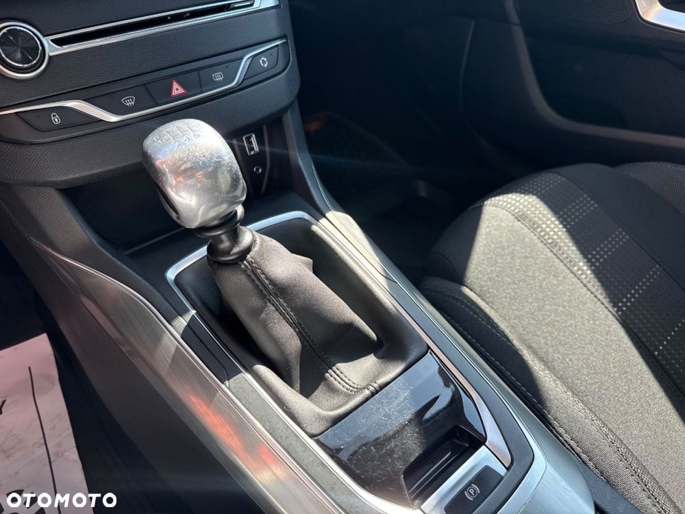 Peugeot 308 - 10