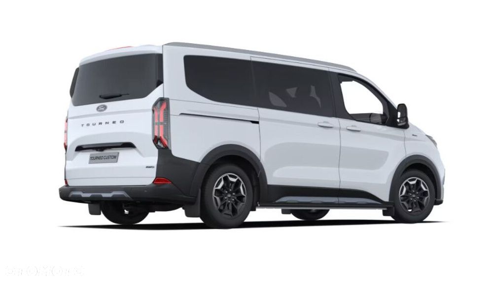 Ford Tourneo Custom - 9