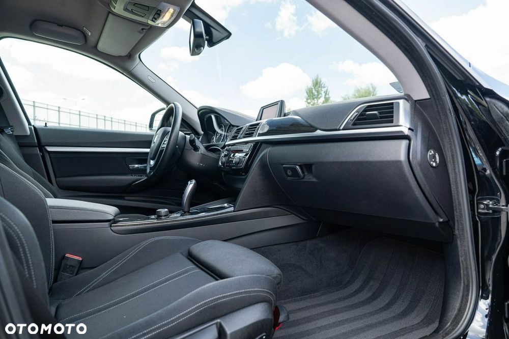 BMW 3GT 325d Sport Line - 26