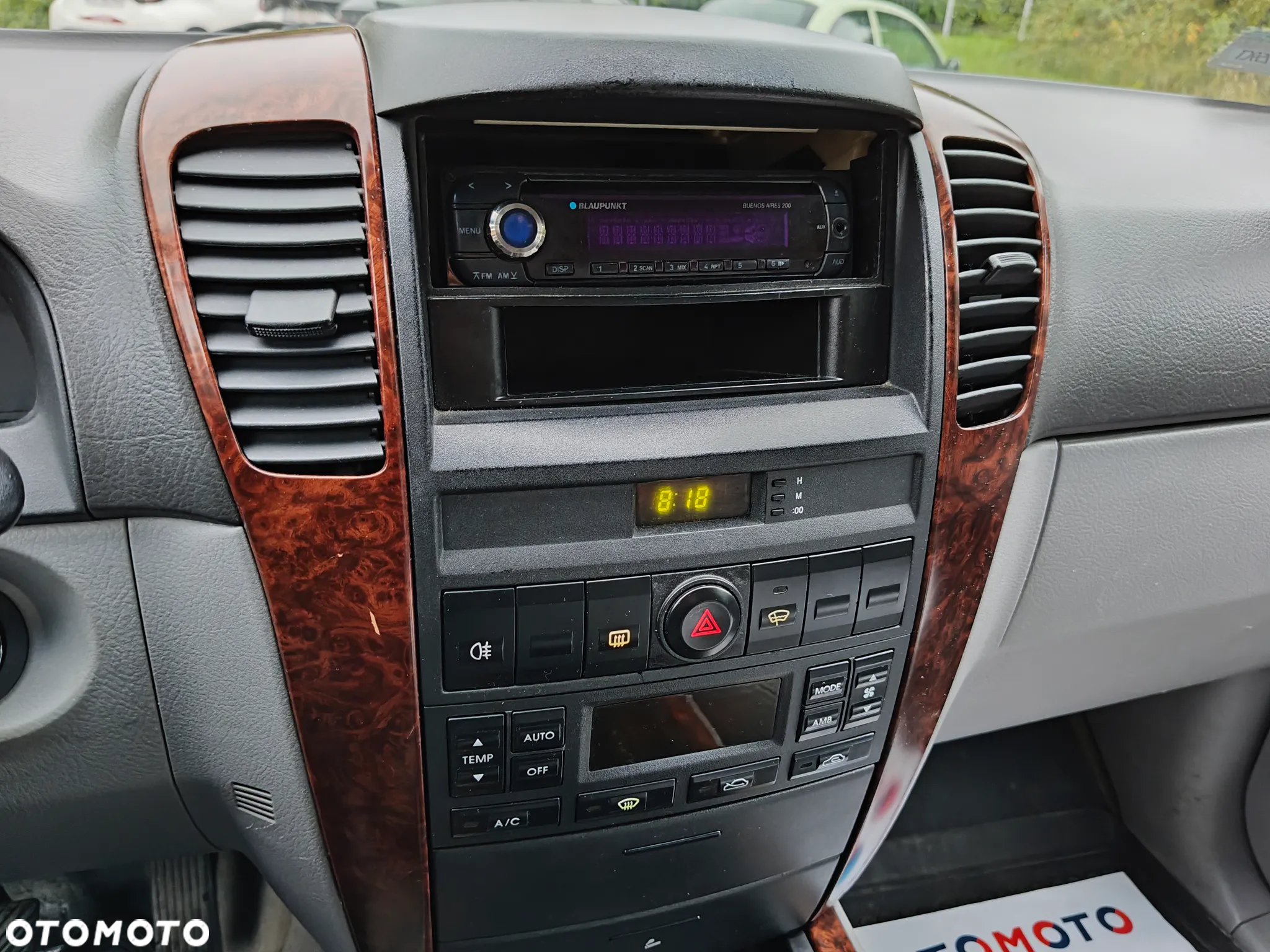 Kia Sorento 2.5 CRDi (air) - 22
