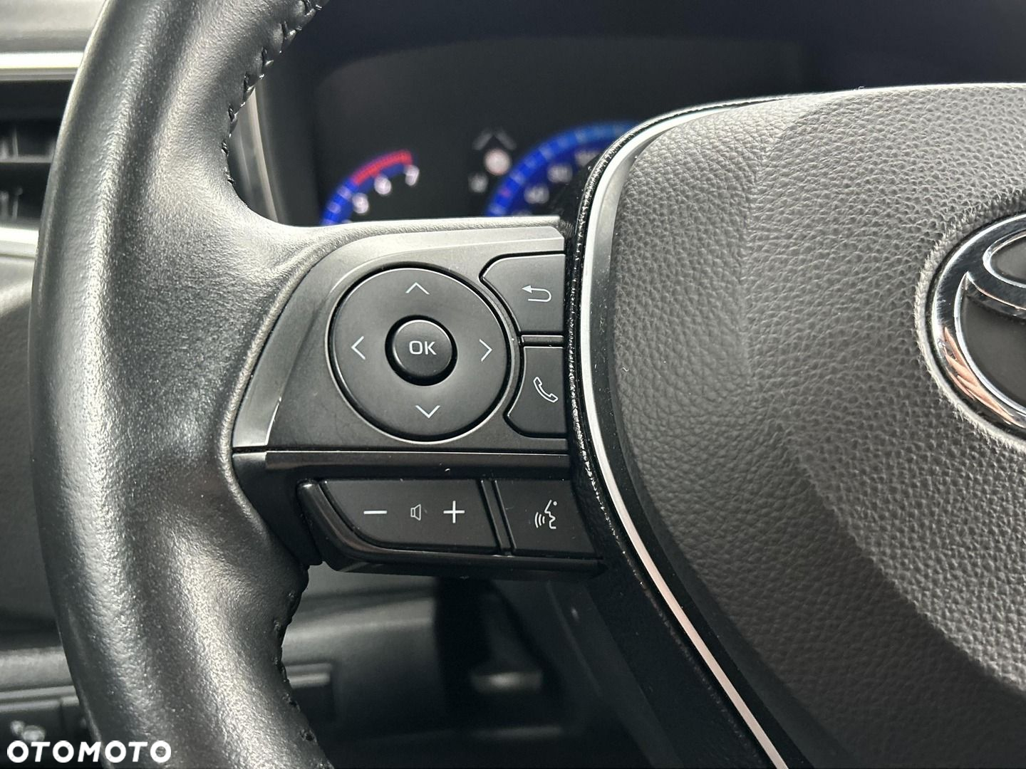 Toyota Corolla 1.8 Hybrid Comfort - 14