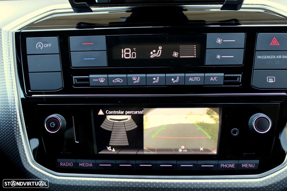 VW Up! 1.0 BMT High Auto - 31