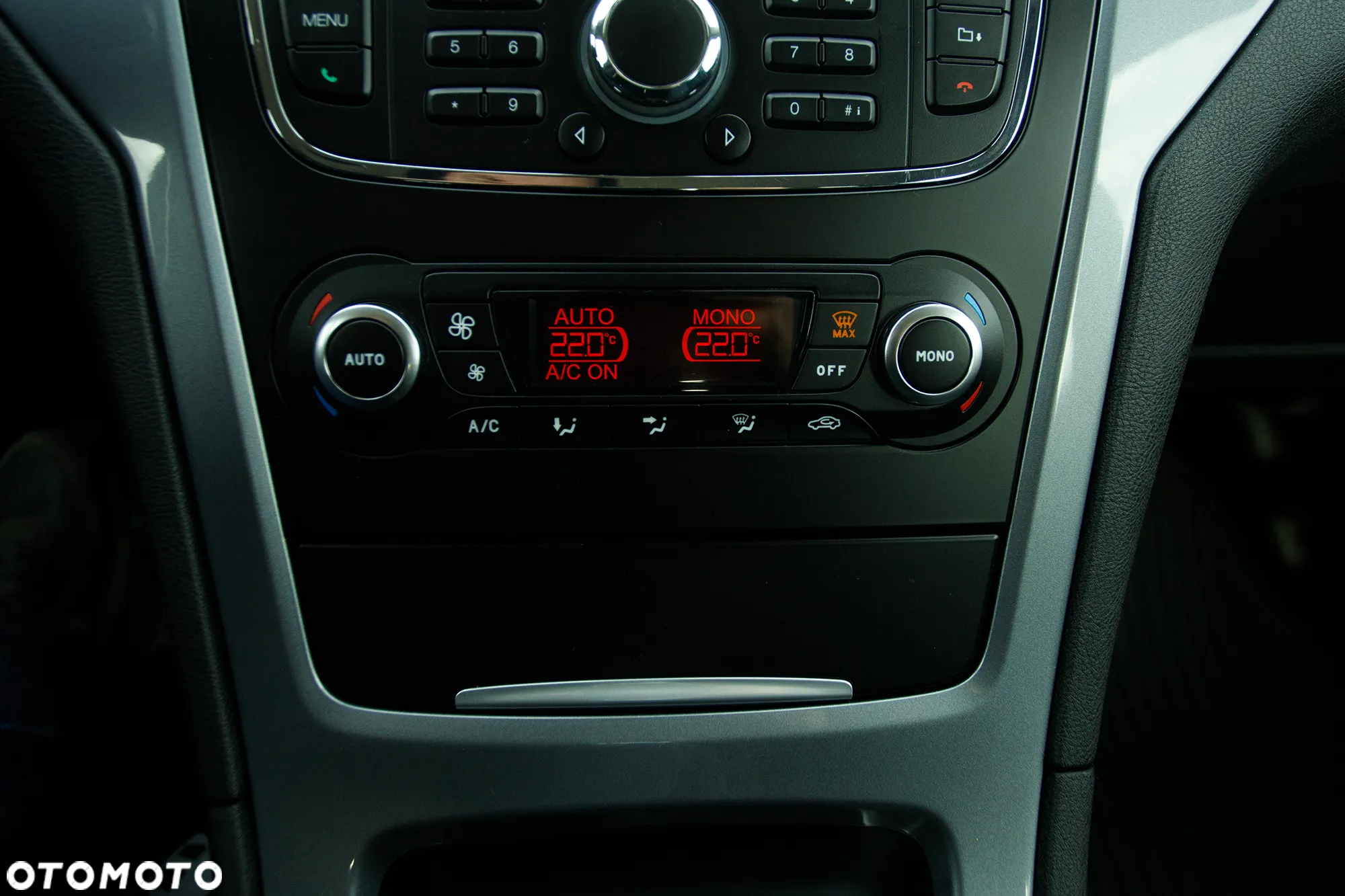 Ford Mondeo 2.0 FF Titanium - 17