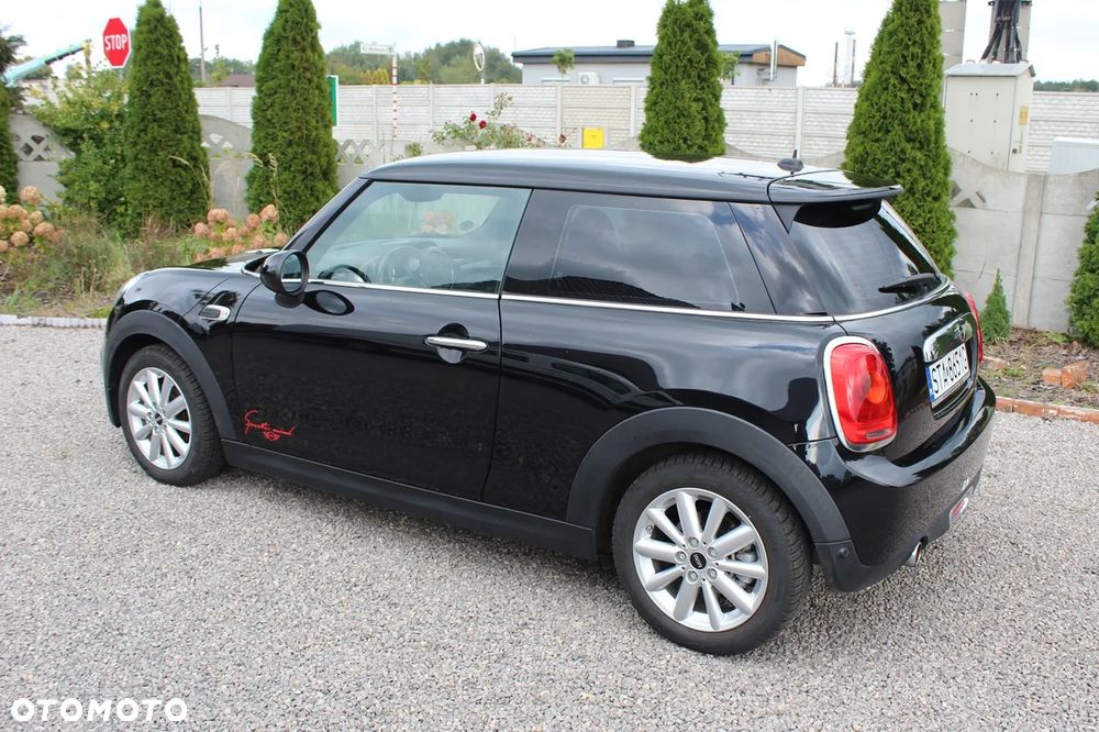 MINI ONE D - 11