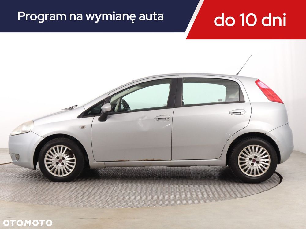 Fiat Grande Punto - 4