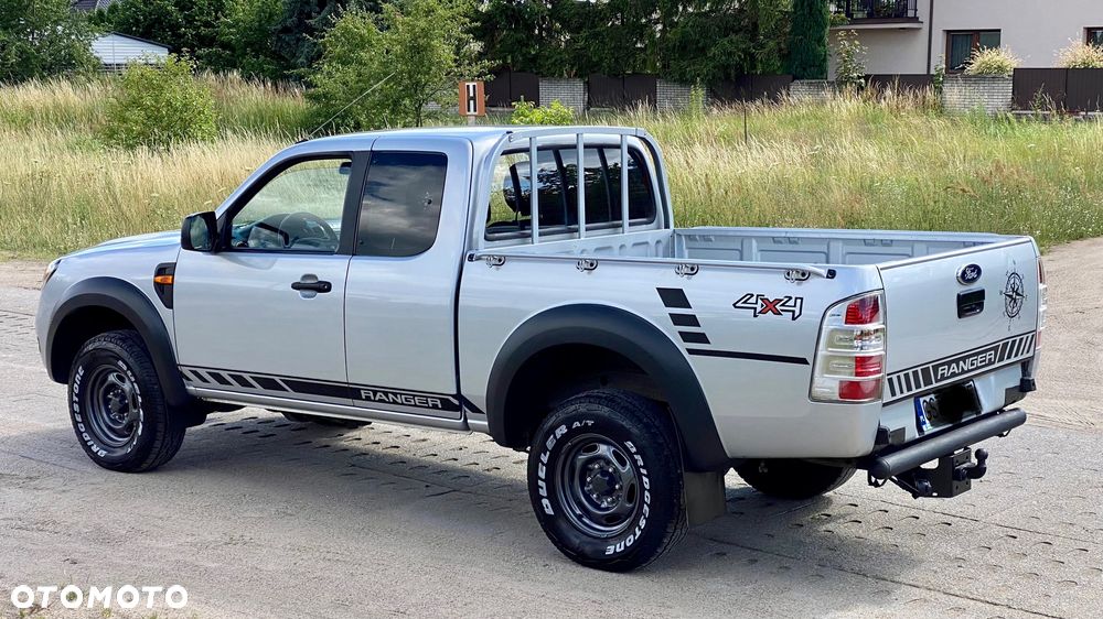 Ford Ranger 2.5 TDCi DC XLT - 16