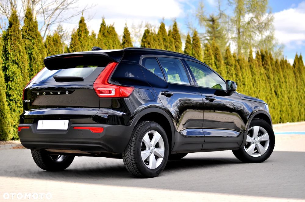 Volvo XC 40 T3 Momentum Pro - 11