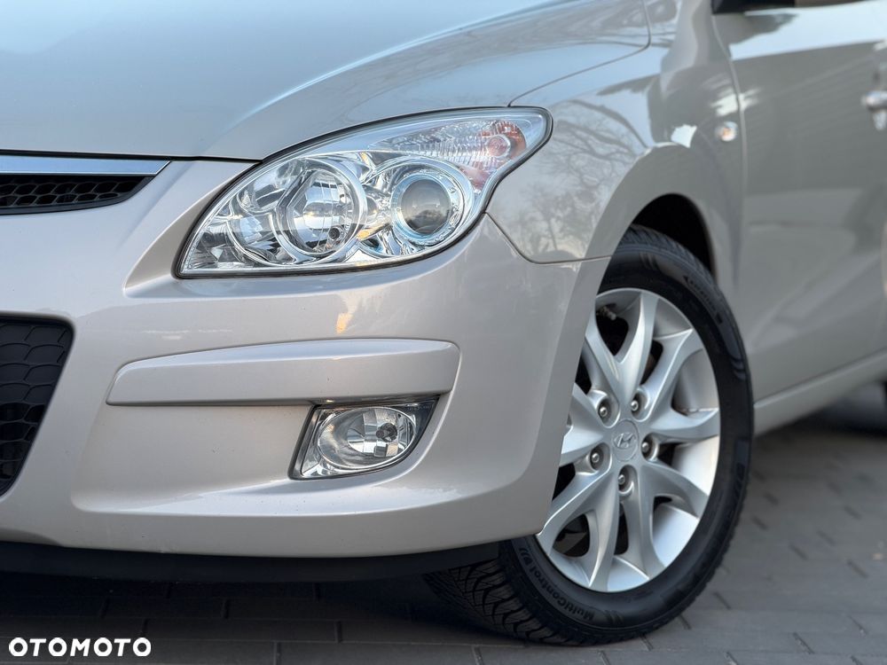 Hyundai i30 1.6 CRDi Premium - 25