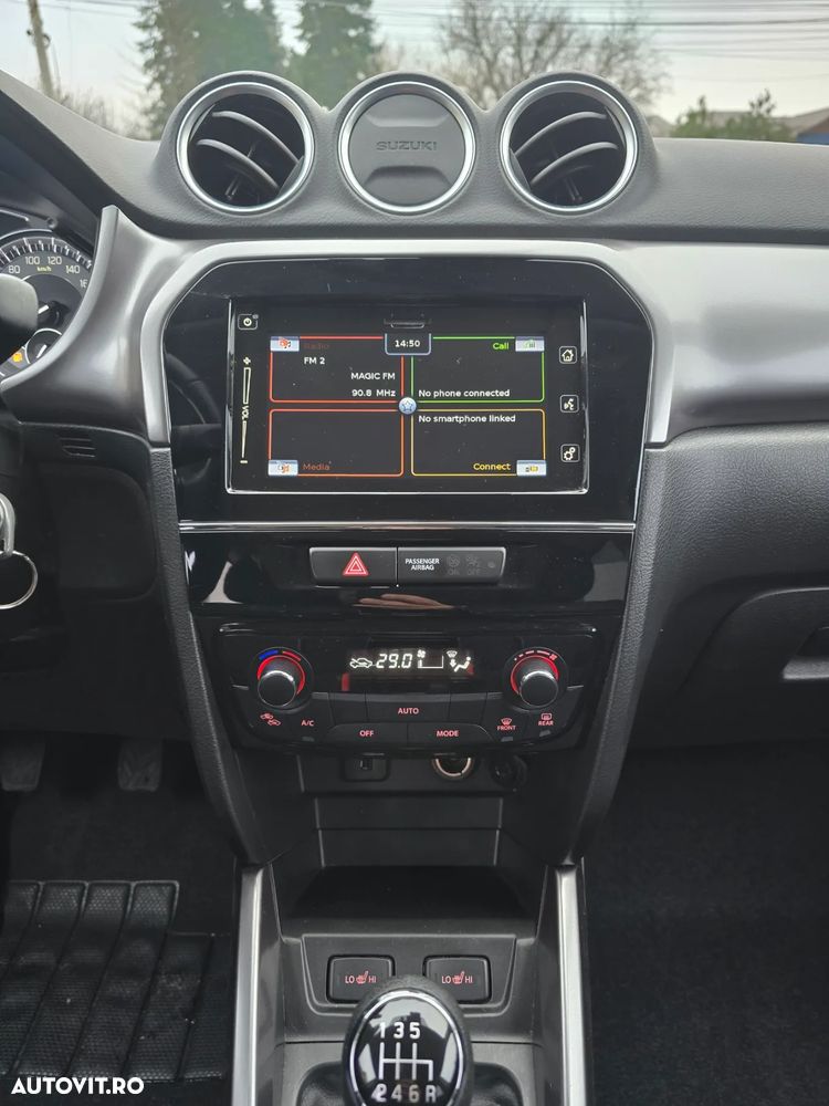 Suzuki Vitara 1.4 Boosterjet AllGrip MHEV Passion - 10