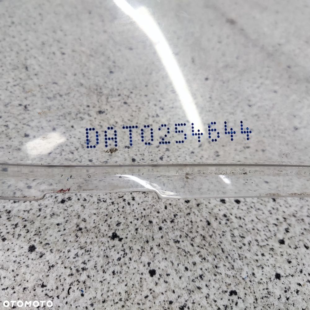 Szyba, szybka, owiewka przód Suzuki SV 650 SV650 98-02 - 17