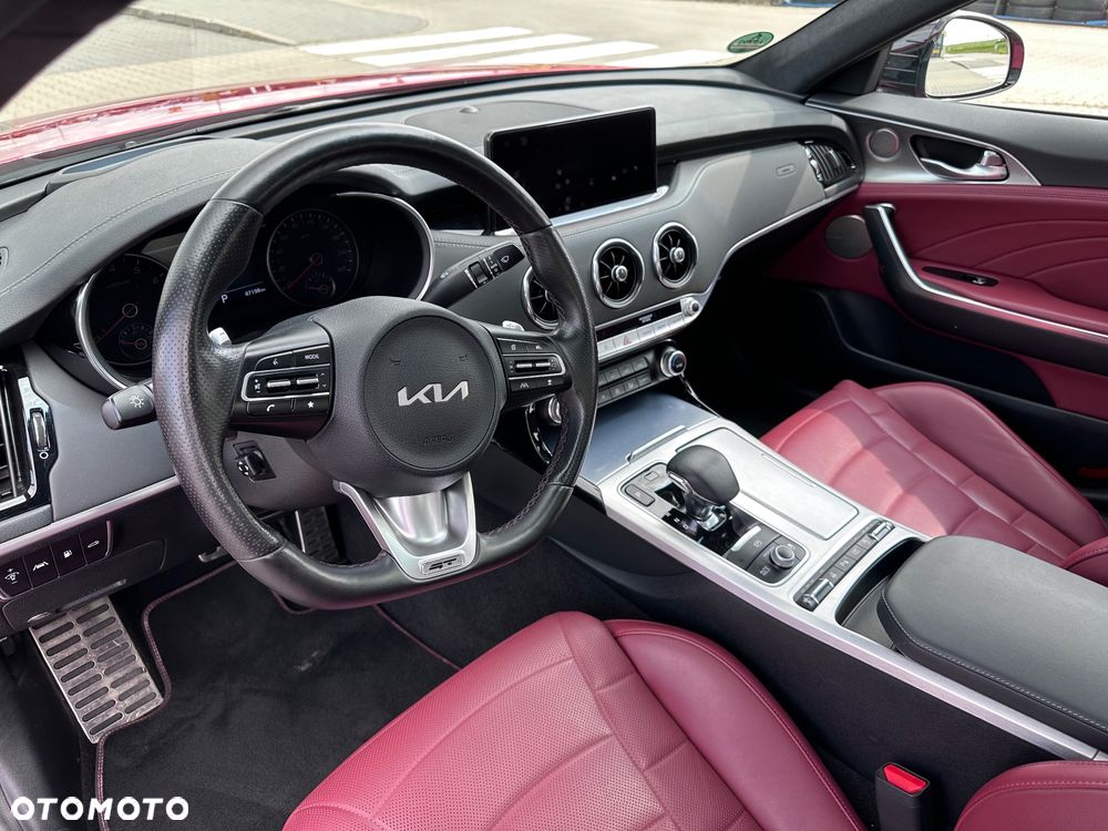 Kia Stinger 3.3 T-GDI V6 GT Prestige Line AWD - 17