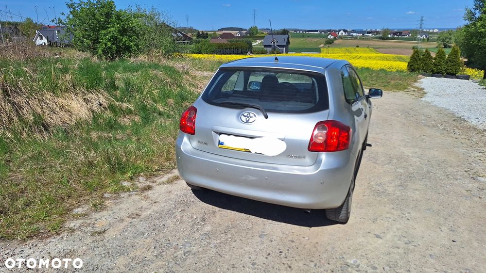 Toyota Auris 1.6 VVT-i Terra - 4