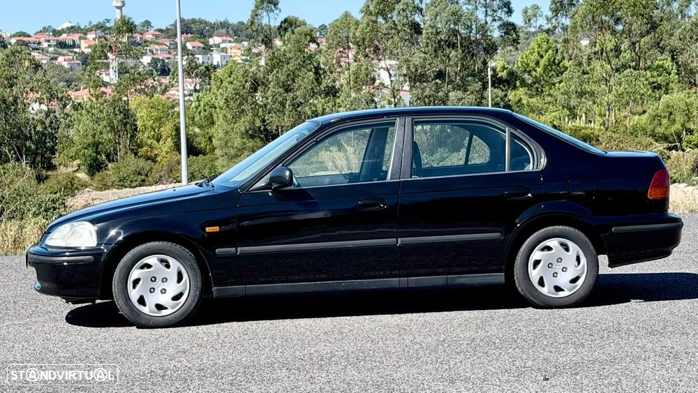 Honda Civic 1.5i LS - 5