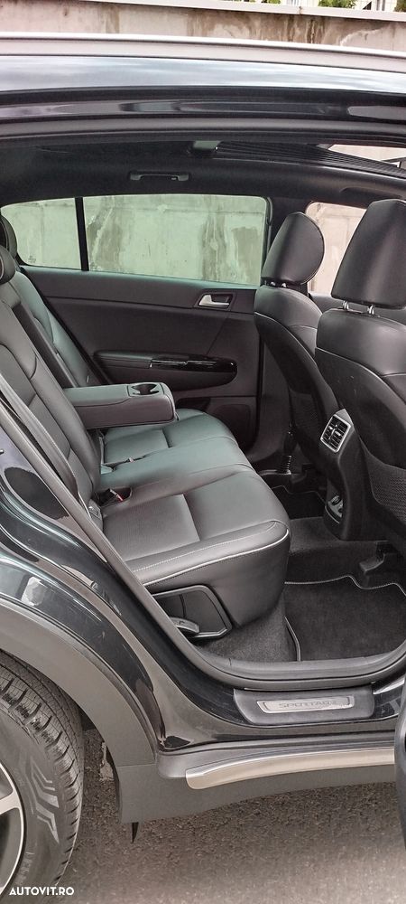 Kia Sportage 2,0 CRDI AWD Aut. GT Line - 8