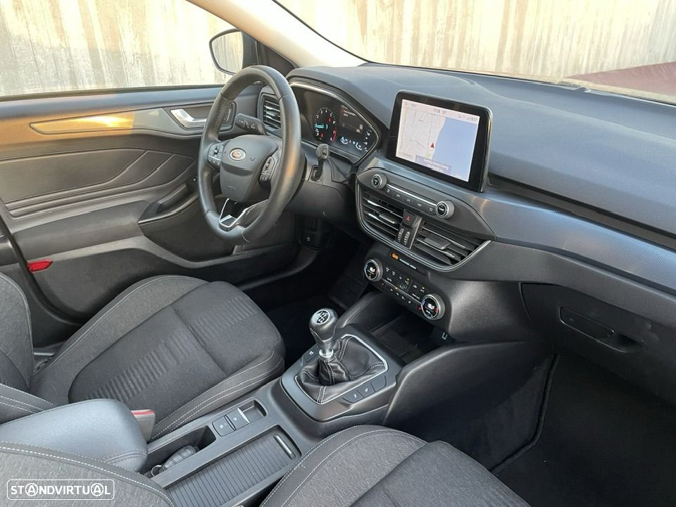 Ford Focus 1.0 EcoBoost Hybrid ACTIVE X - 10