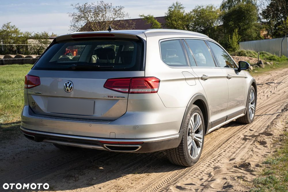 Volkswagen Passat 2.0 TDI Bi-Turbo BMT 4Mot Highline DSG - 8