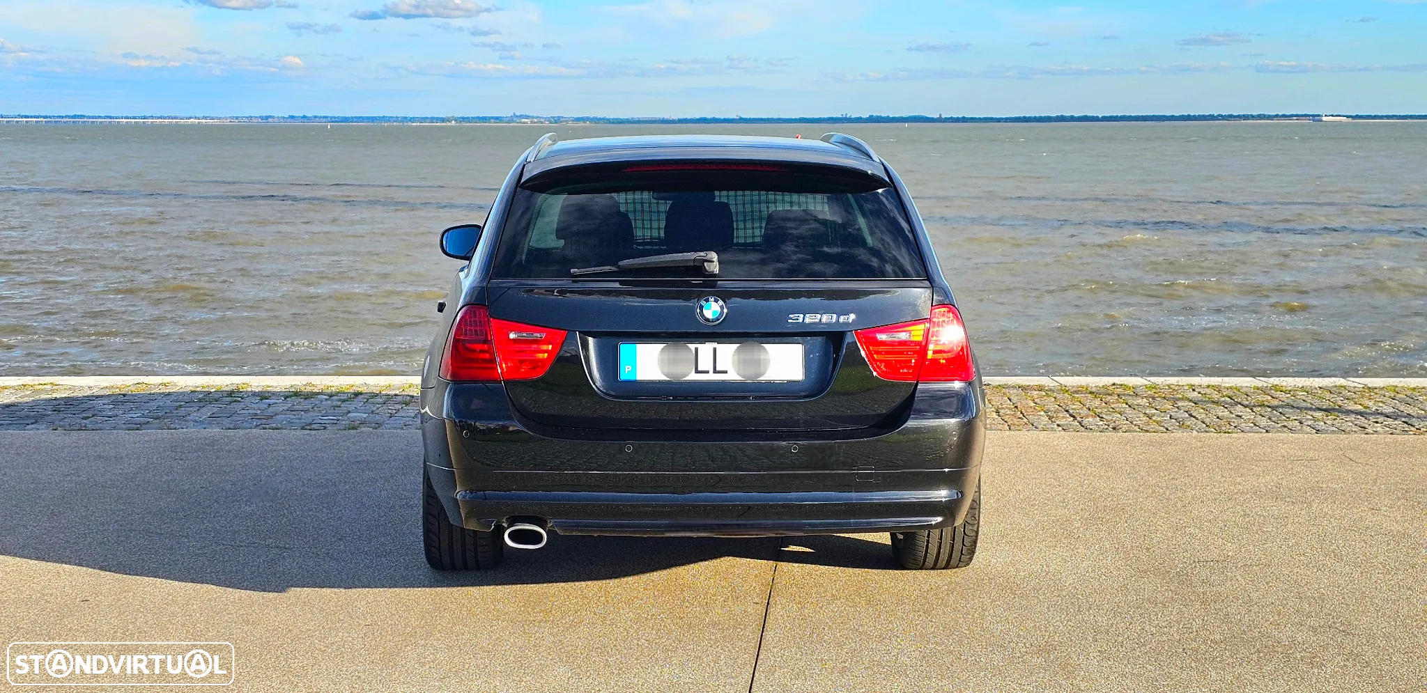 BMW 320 d Touring LifeStyle - 22