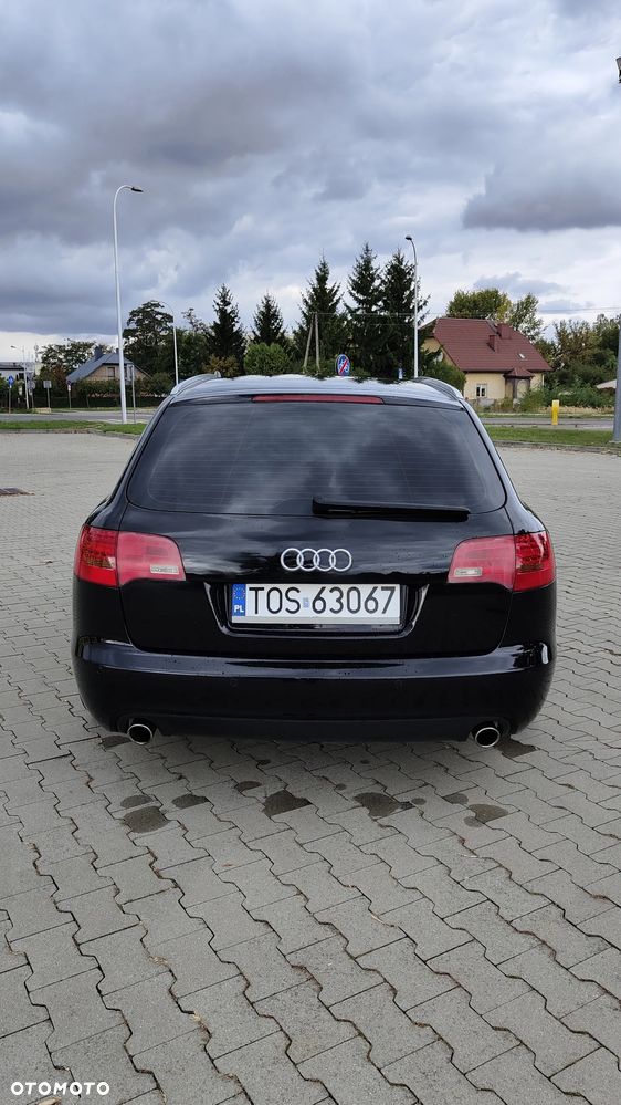Audi A6 Avant 2.4 quattro - 2