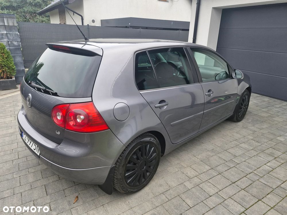 Volkswagen Golf V 1.6 Trendline - 3