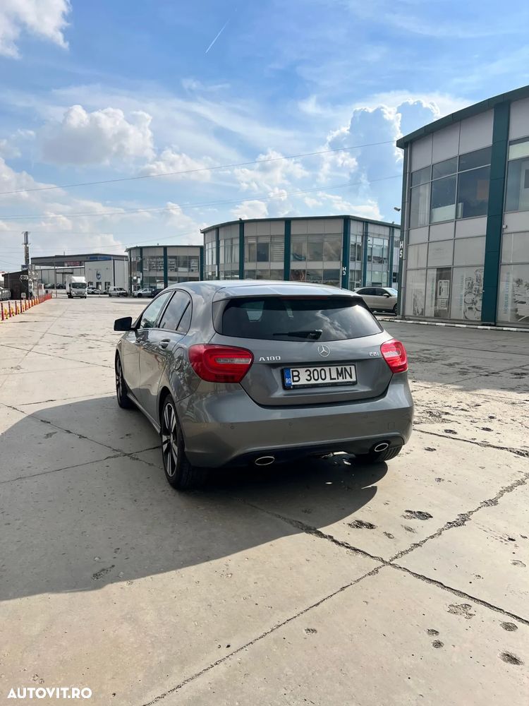 Mercedes-Benz A - 6