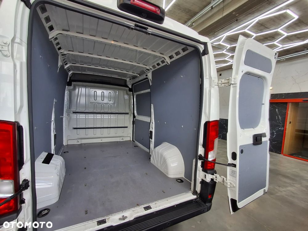 Peugeot Boxer 2020 Rok Furgon VAN L2H2 Kamera Cofania Nawigacja Fabryczna TomTom Światła LED Klimatyzacja Automatyczna Tempomat Niski Przebieg - 10