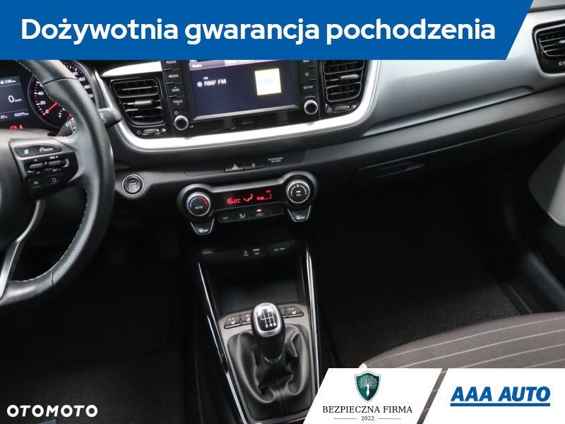 Kia Stonic - 10