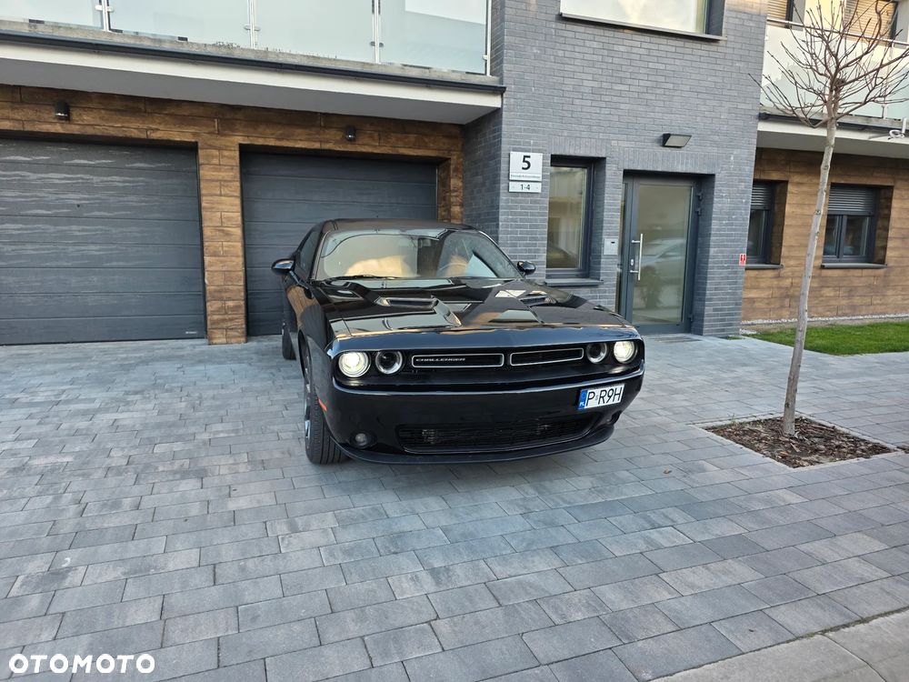 Dodge Challenger - 20