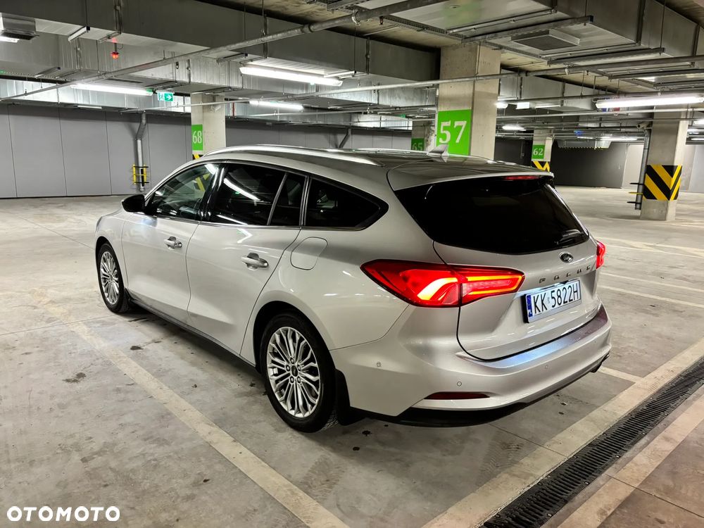 Ford Focus 2.0 EcoBlue Titanium - 4