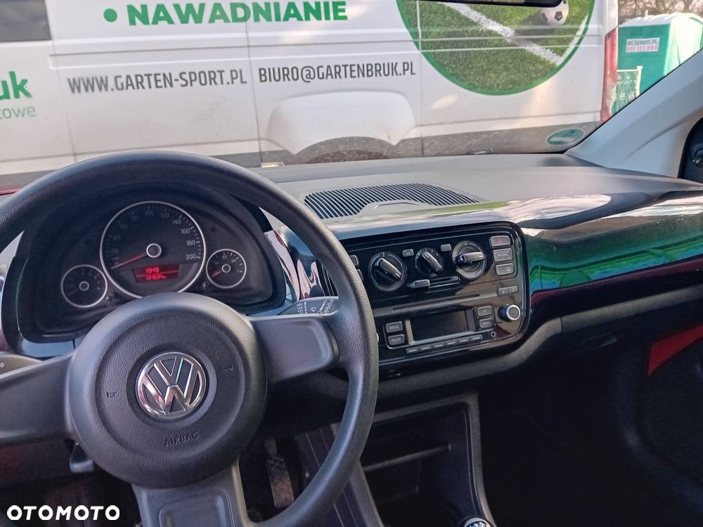 Volkswagen up! high - 5
