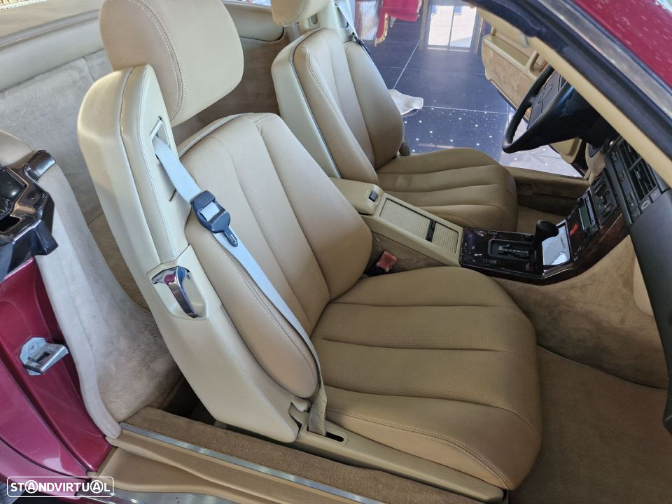 Mercedes-Benz SL 300 - 12