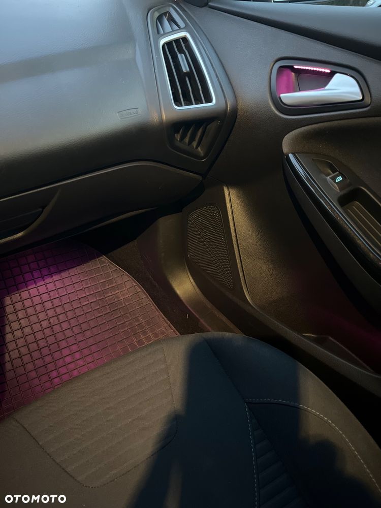 Ford Focus 1.5 EcoBoost Titanium ASS - 20