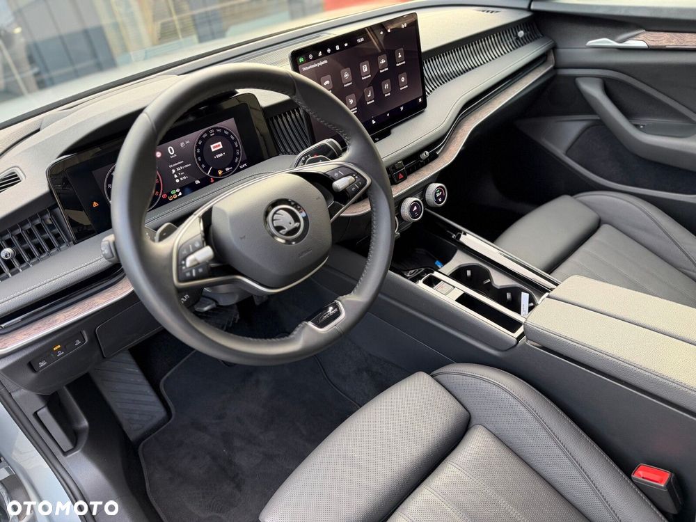 Skoda Superb 2.0 TDI SCR L&K DSG - 28