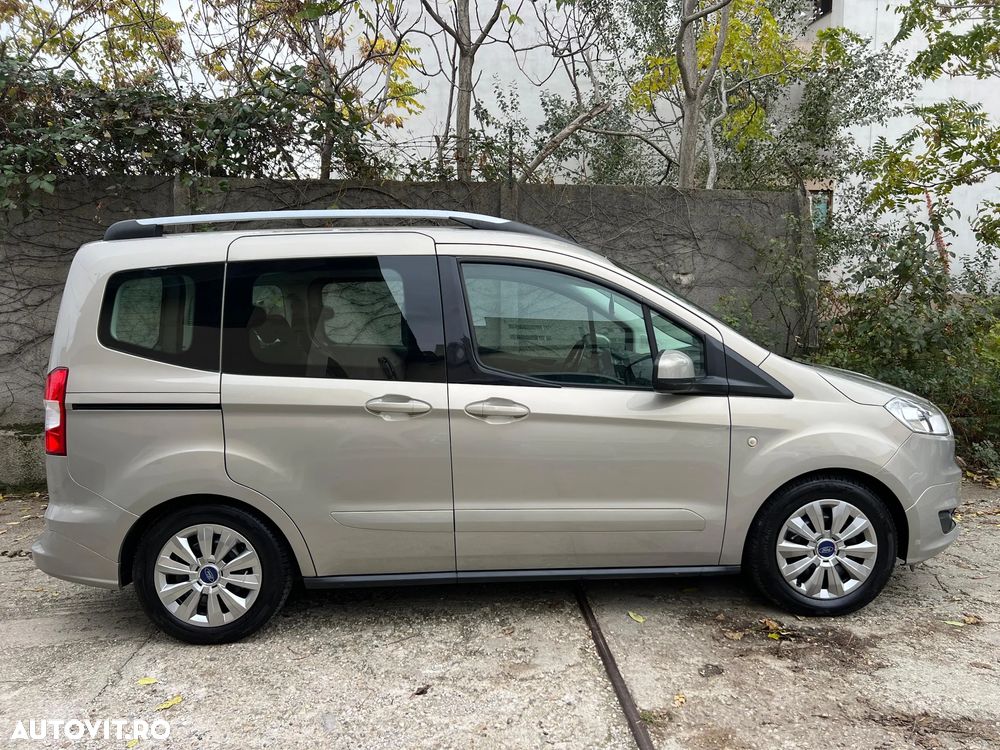 Ford Tourneo Courier 1.0 EcoBoost Trend - 2