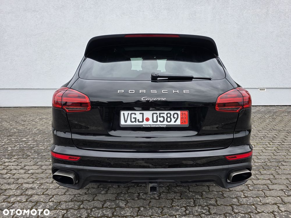 Porsche Cayenne Standard - 4