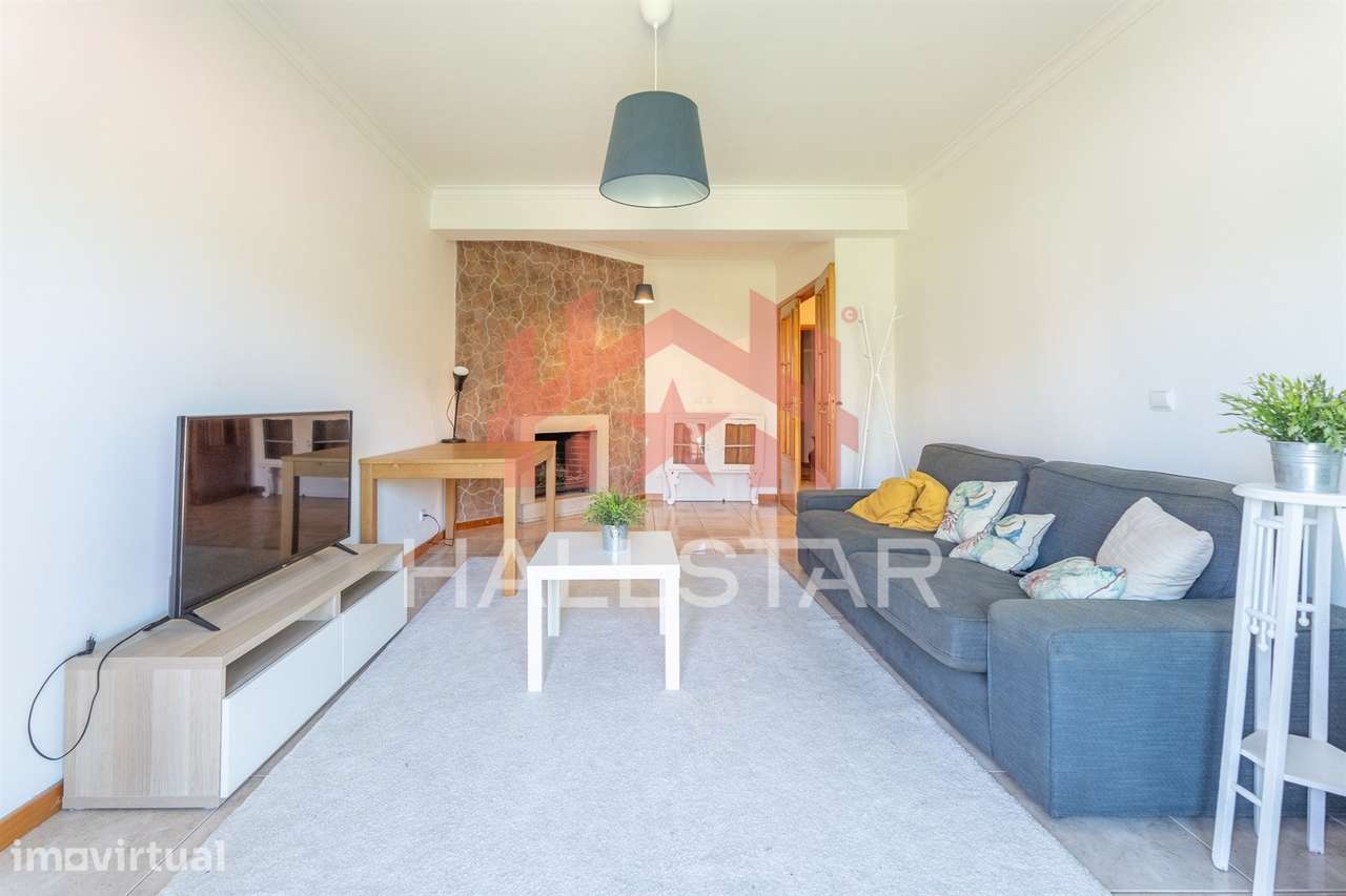 Apartamento T3+1 / Mobilado e Equipado / Telheiro - Grande imagem: 2/27