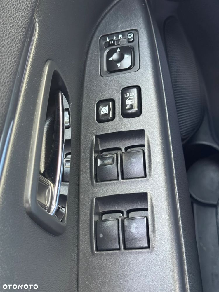 Mitsubishi ASX 1.6 Intense Plus Navi Blue Edition - 6