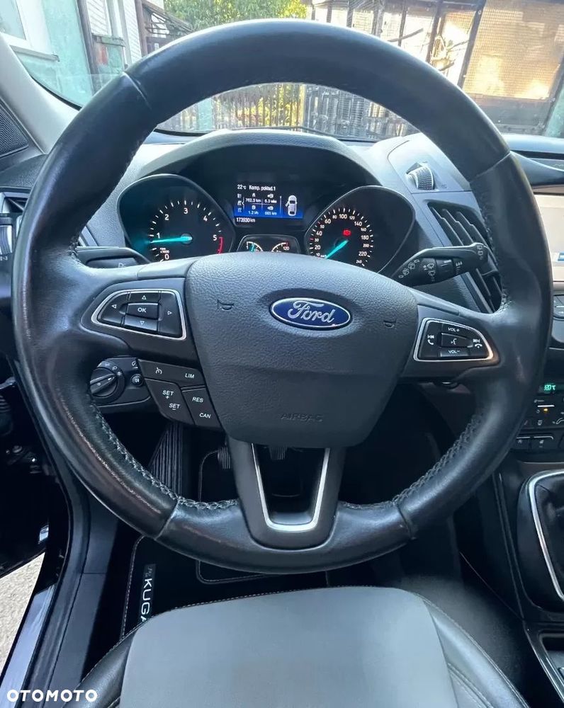 Ford Kuga 2.0 TDCi 2x4 Titanium - 7