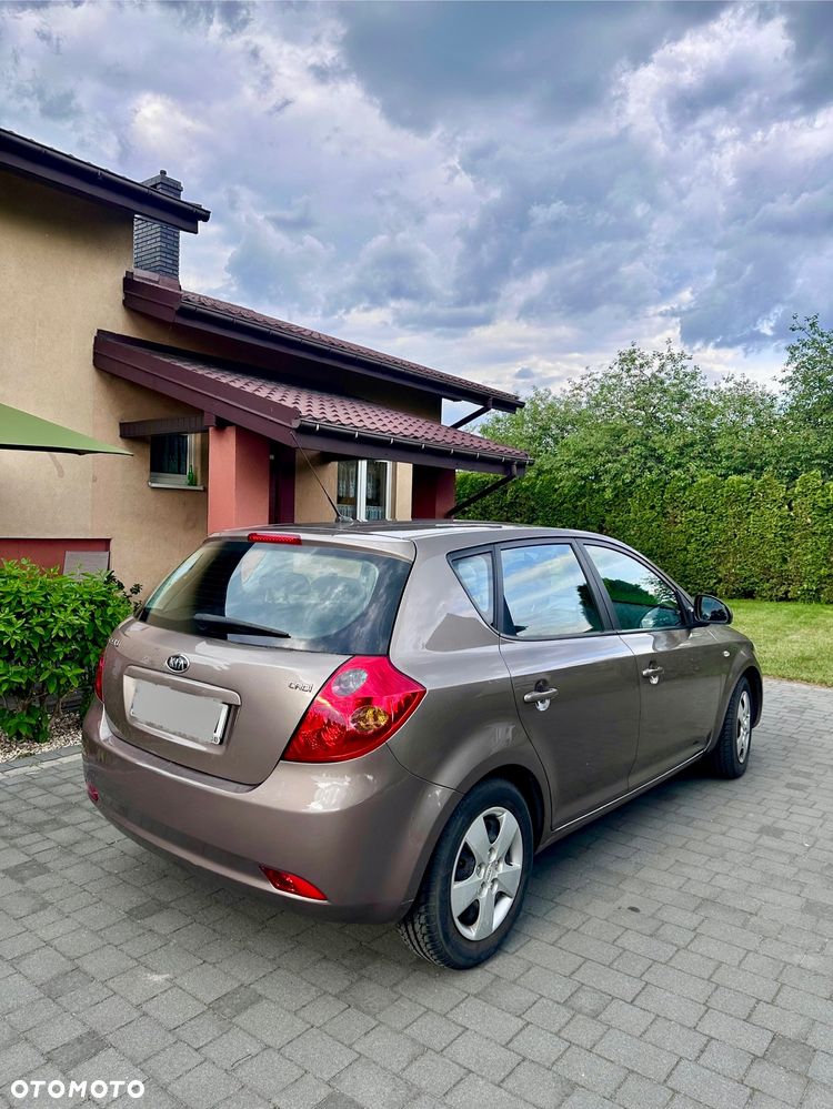 Kia Ceed 1.6 Crdi Comfort - 5