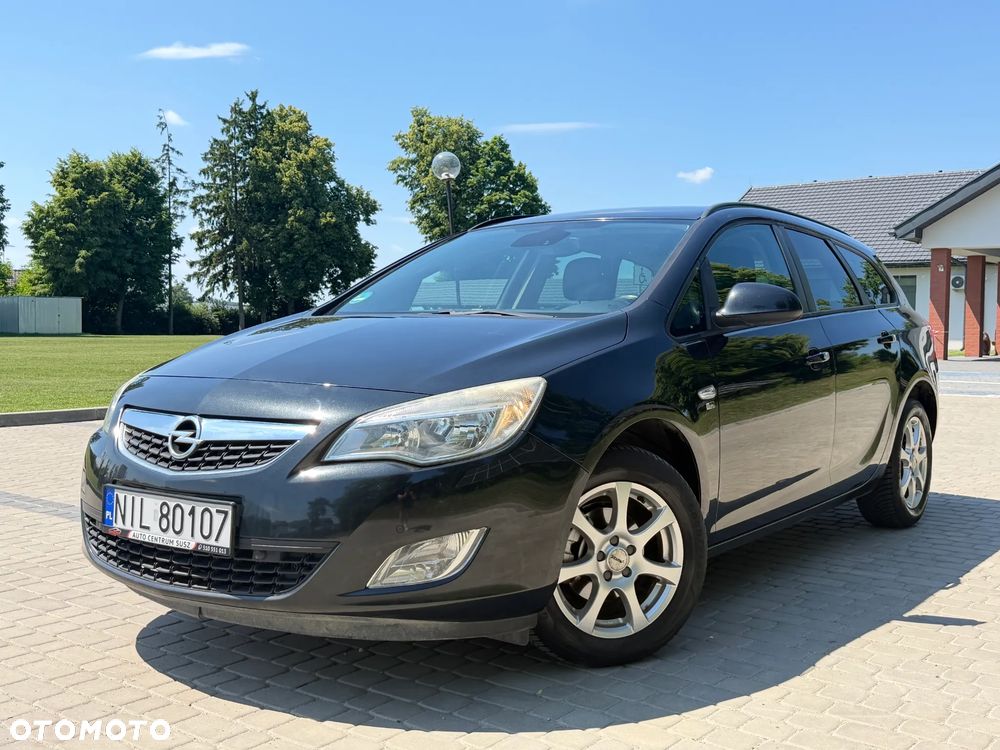 Opel Astra 1.4 Turbo 150 Jahre - 27