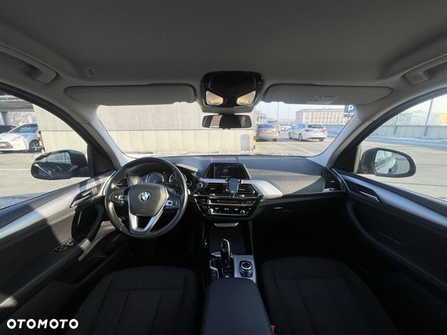 BMW X3 xDrive20d Business Edition - 15