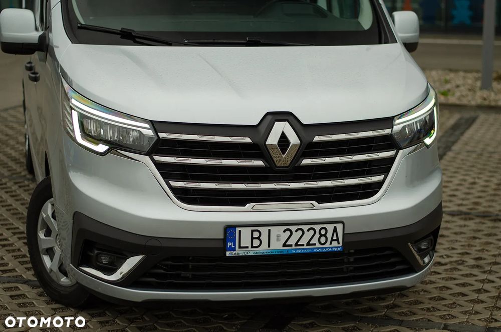 Renault Trafic 2.0 dCi EDC - 8
