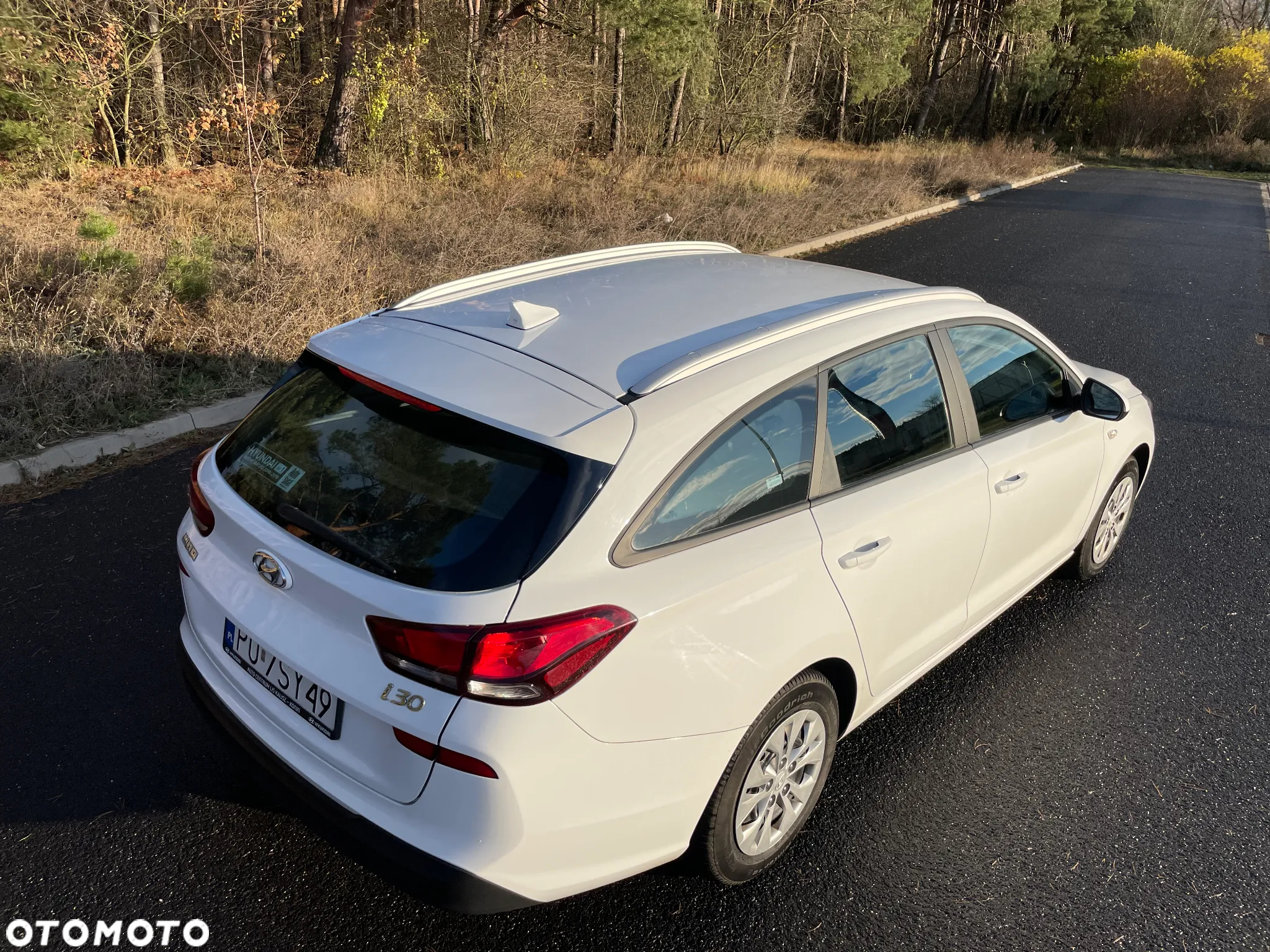 Hyundai i30 1.6 D Classic + - 26