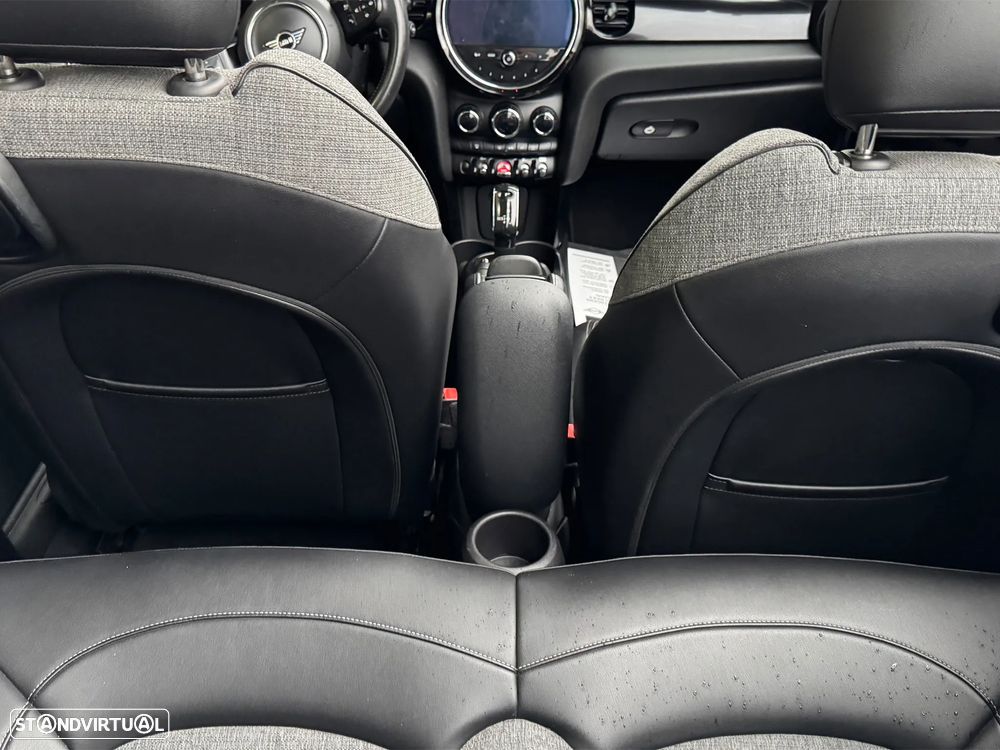 MINI Cabrio Cooper Classic Auto - 19