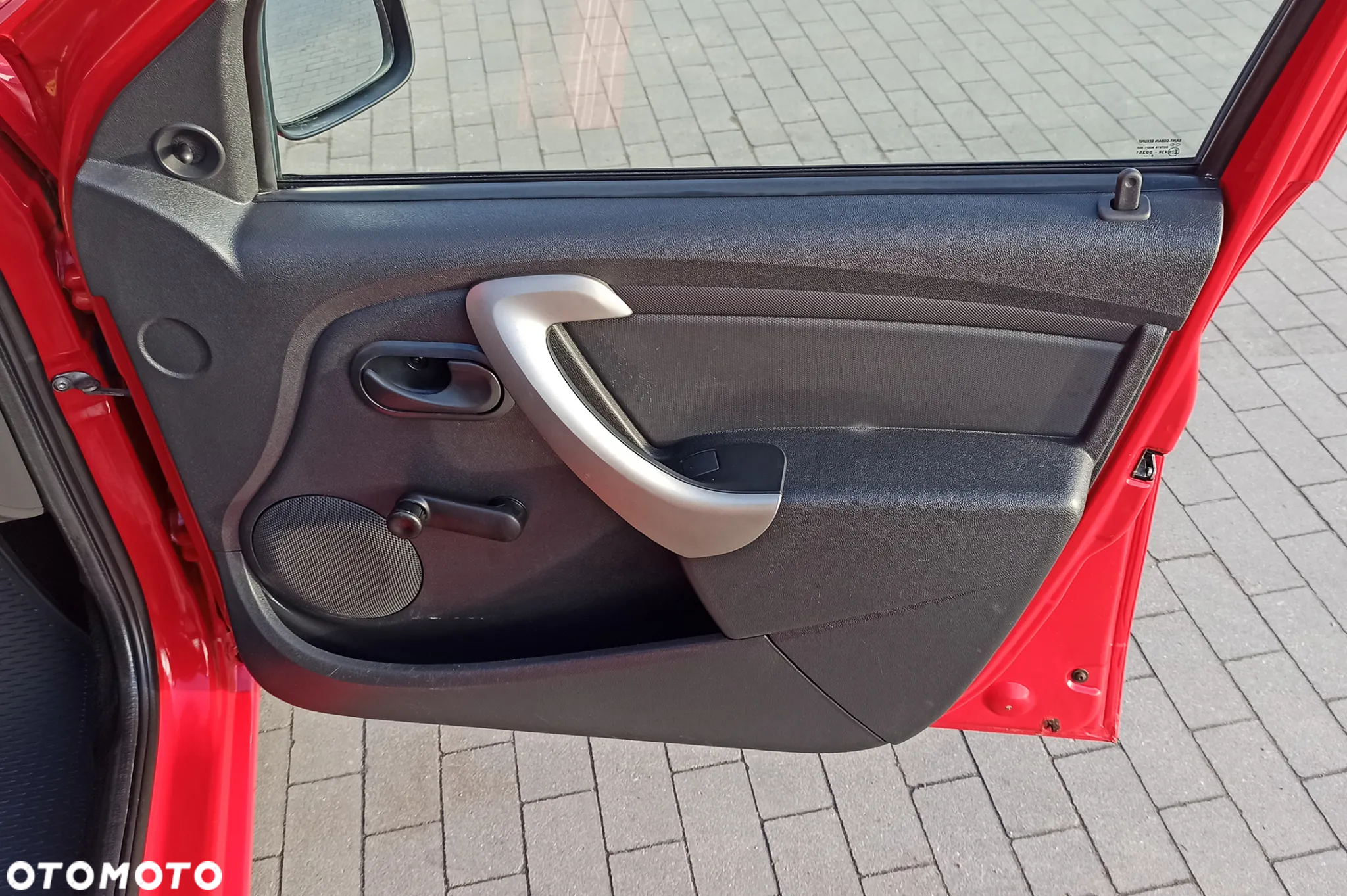 Dacia Sandero 1.6 16V Hi-Flex - 34
