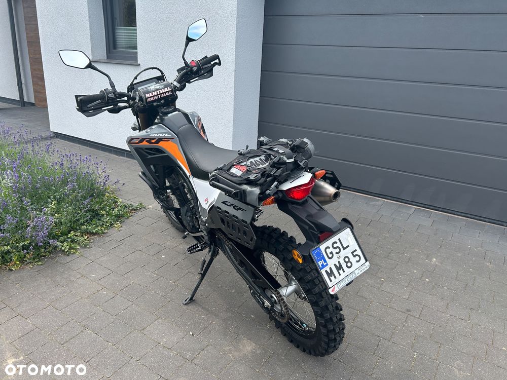 Honda CRF - 4
