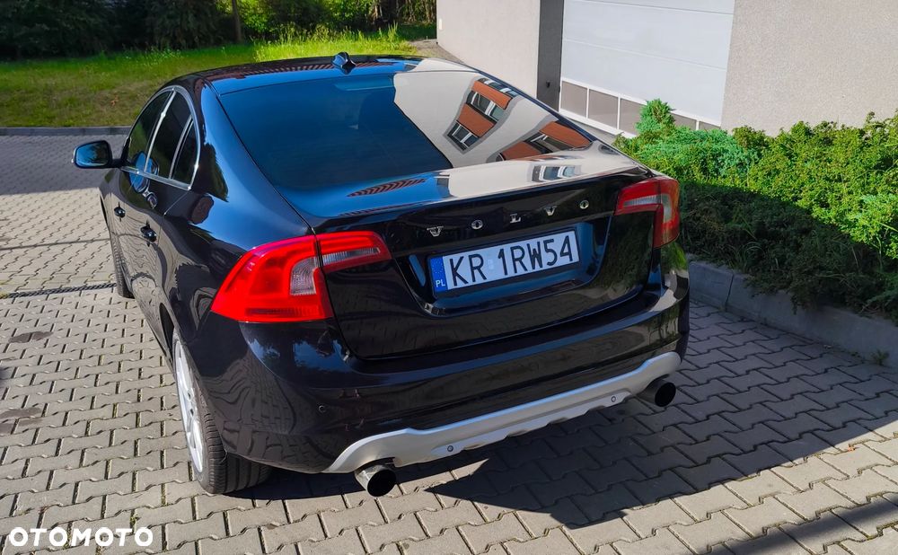 Volvo S60 T5 Summum - 4