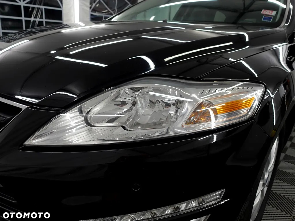 Ford Mondeo - 33