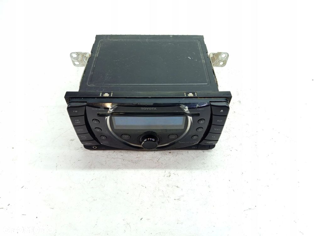RADIO FABRYCZNE CD AUX USB TOYOTA HILUX VII PZ476-00212-A0 - 2