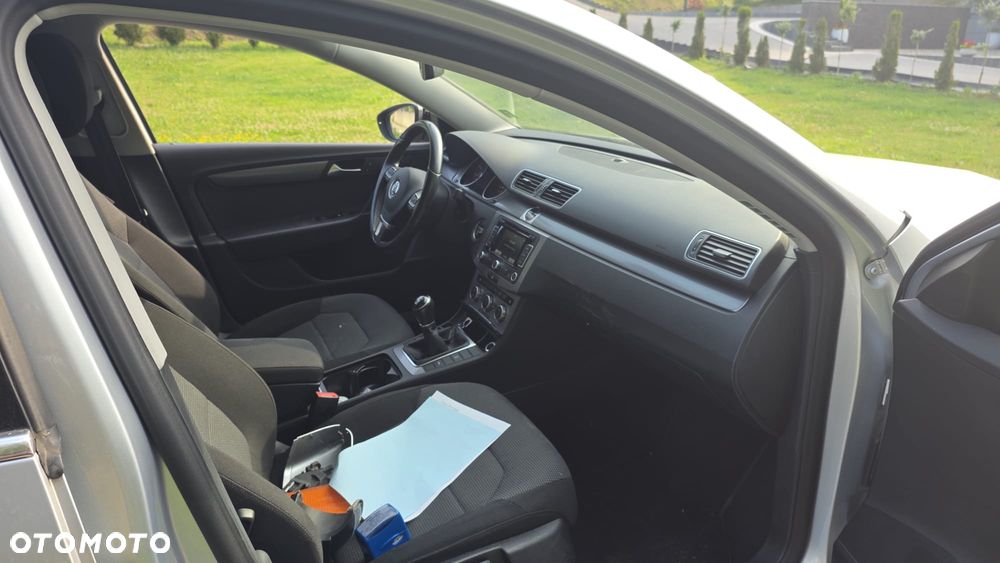 Volkswagen Passat 1.4 TSI (BlueMotion Technology) Comfortline - 20