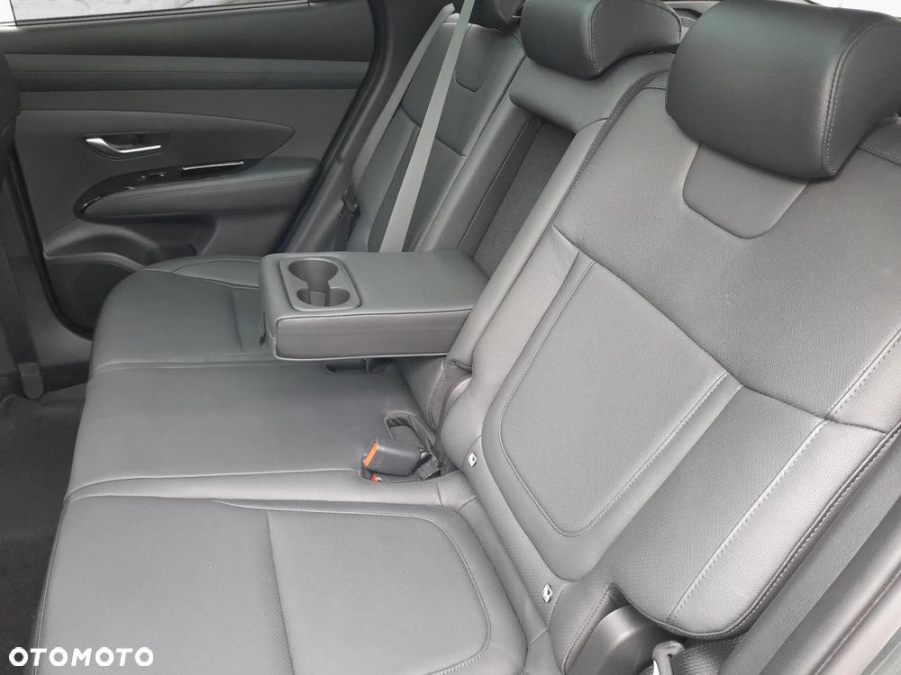 Hyundai Tucson 1.6 T-GDi HEV Platinum 2WD - 17